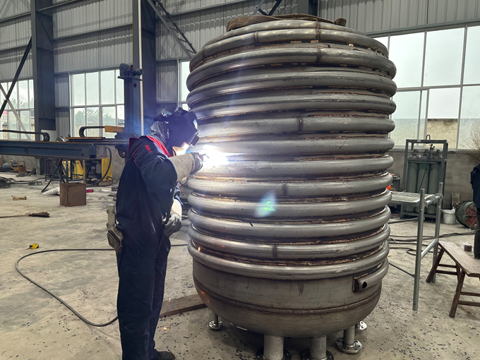 ������̹ܷ�Ӧ��